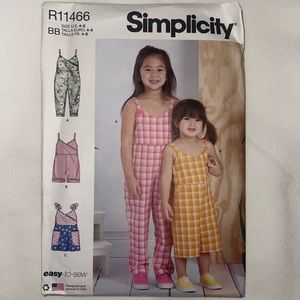 SIMPLICITY SEWING PATTERN R11466
